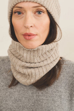 greige cashmere collar women | Maya | Linnea Lund
