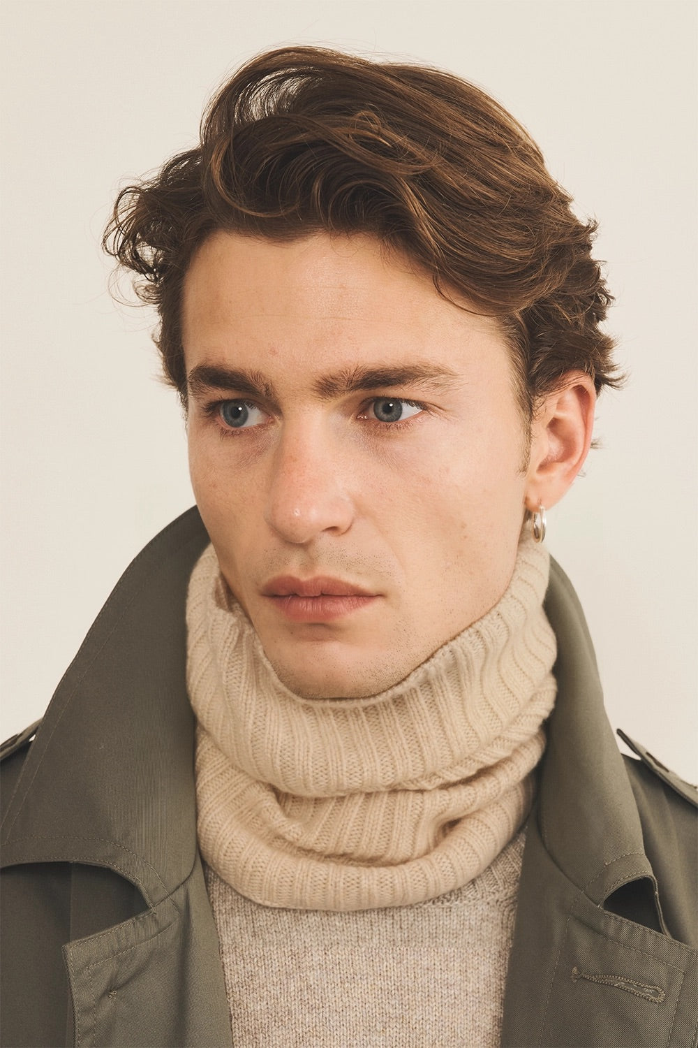 beige cashmere collar men | Maya | Linnea Lund