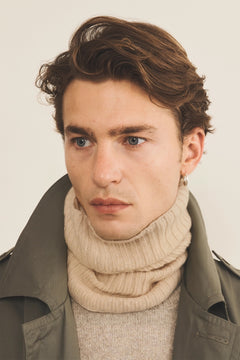 beige cashmere collar men | Maya | Linnea Lund