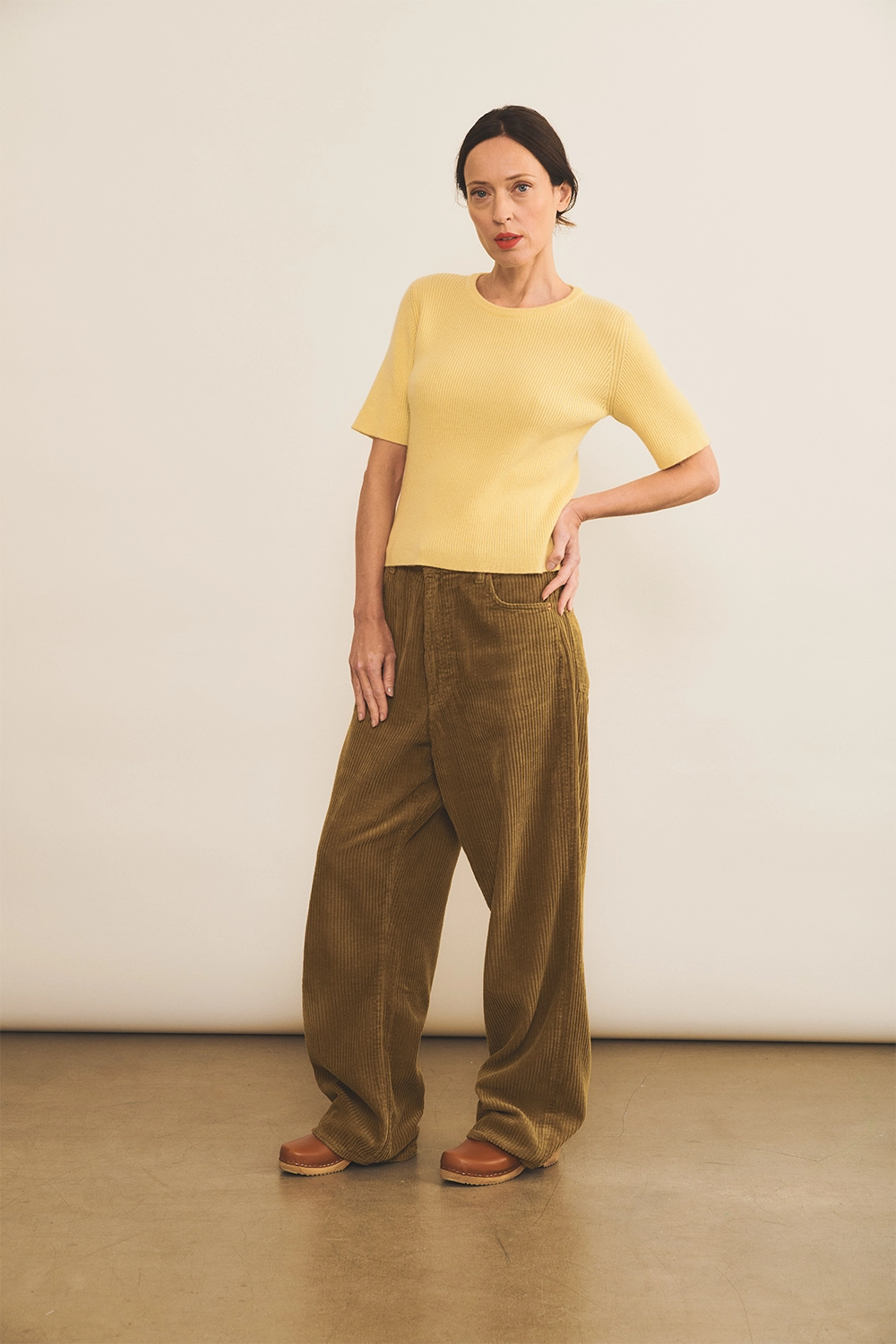 Yellow Women Cashmere Tee-shirt - look view | Melanie | Linnea Lund