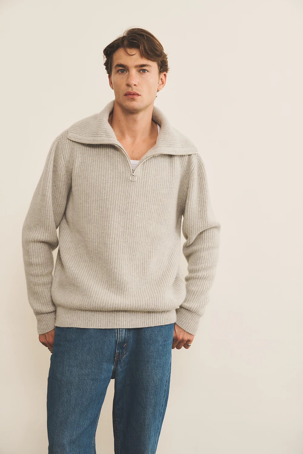 Zip collar light grey cashmere sweater for men - front view | Sam | Linnea Lund