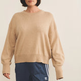 Beige sand cashmere sweater women - front view | Sarah | Linnea Lund