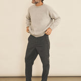 Light grey men cashmere sweater - side view | Sergio | Linnea Lund
