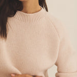 Cashmere sweater women light pink color - focus view | Sergio | Linnea Lund
