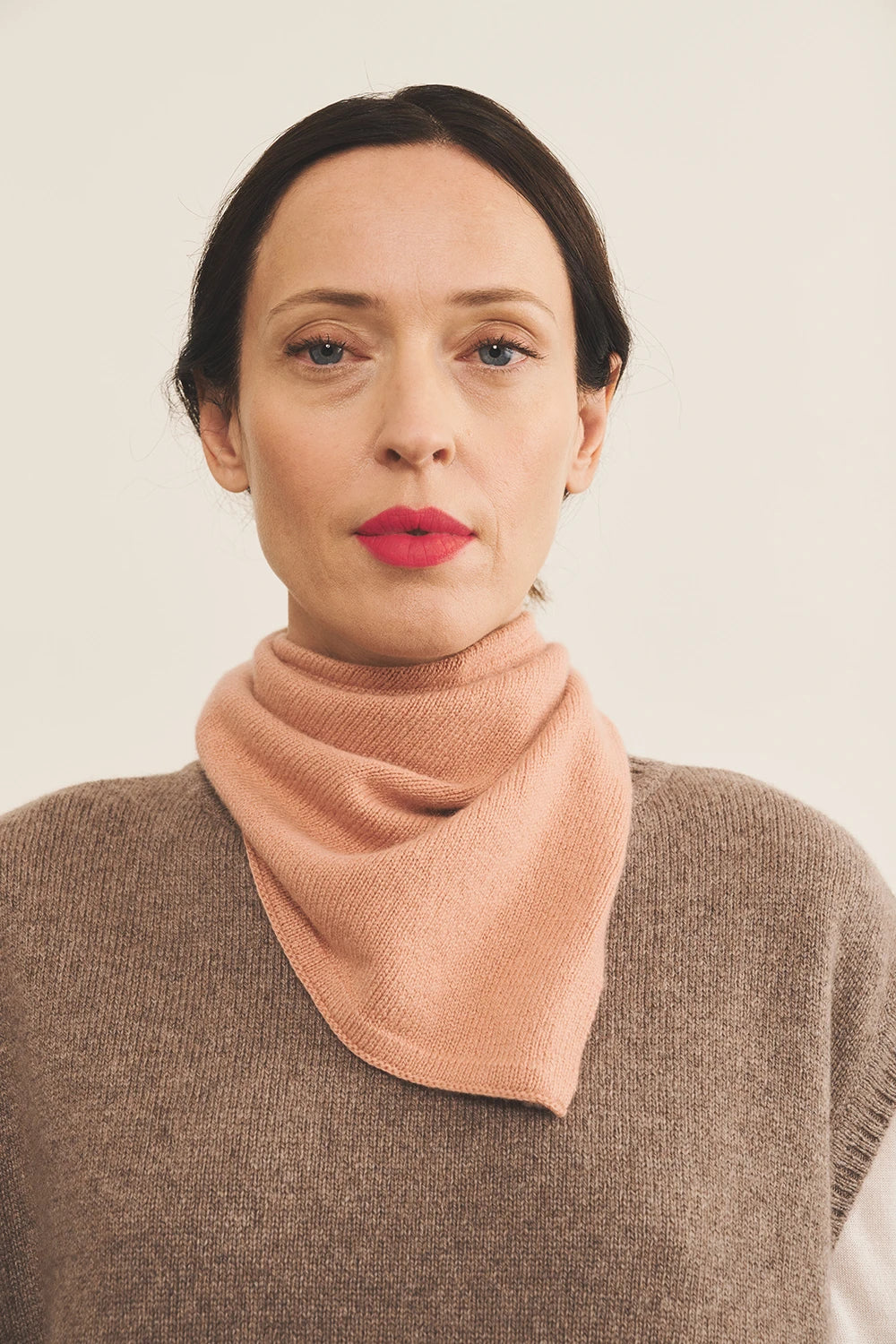 rose gold cashmere bandana women | Stella | Linnea Lund
