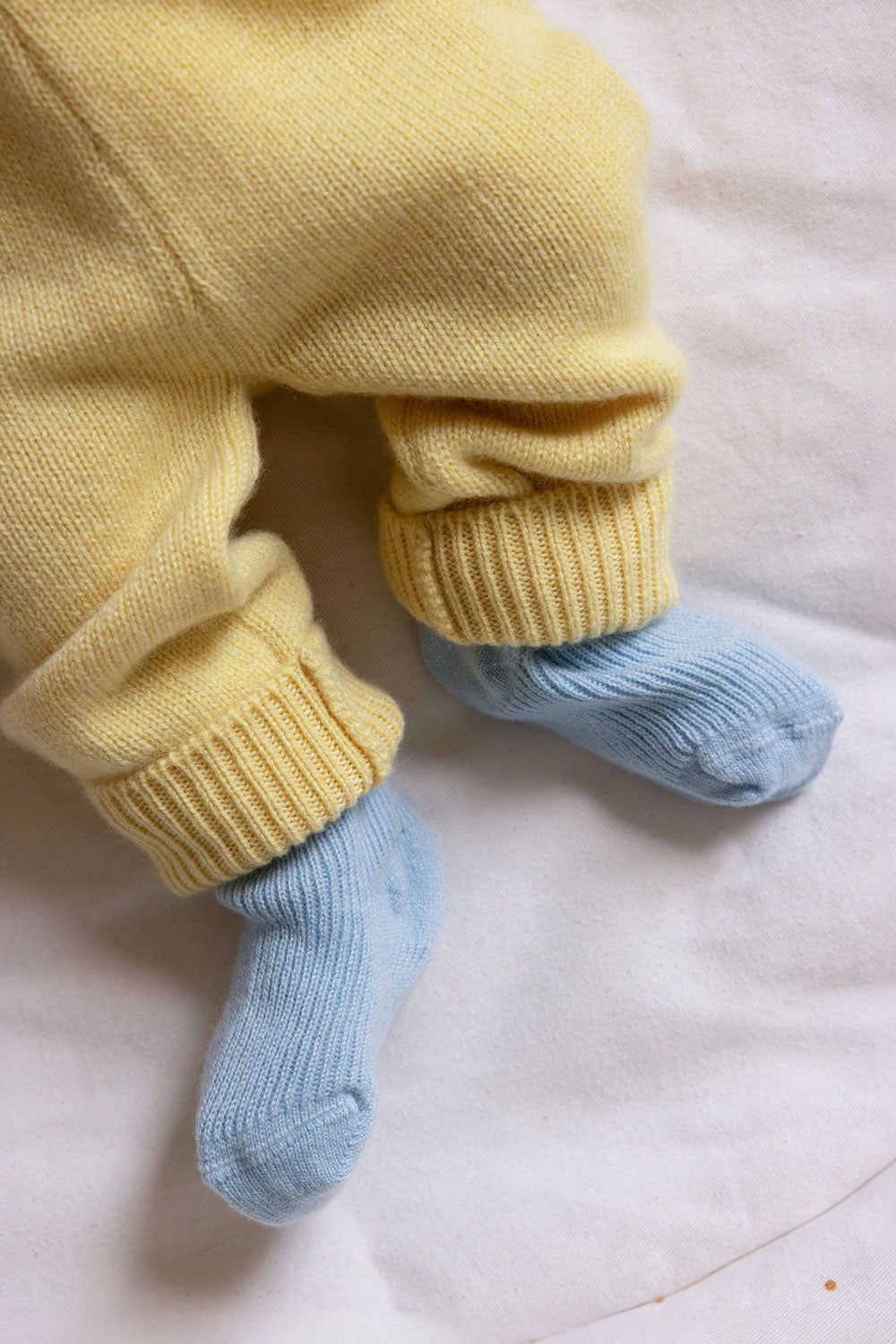 Baby cashmere socks in sky blue | Alice | Linnea Lund