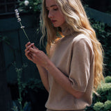 Women turtleneck cashmere t-shirt camel - look | Alvina | Linnea Lund