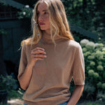 Women turtleneck cashmere t-shirt camel | Alvina | Linnea Lund