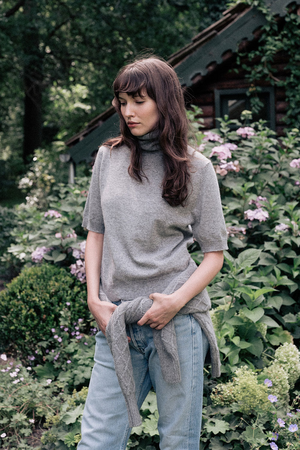 Women turtleneck cashmere t-shirt grey | Alvina | Linnea Lund