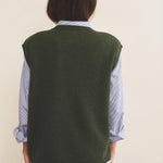 Dark green Cashmere sleeveless sweater women - back view | Berit | Linnea Lund
