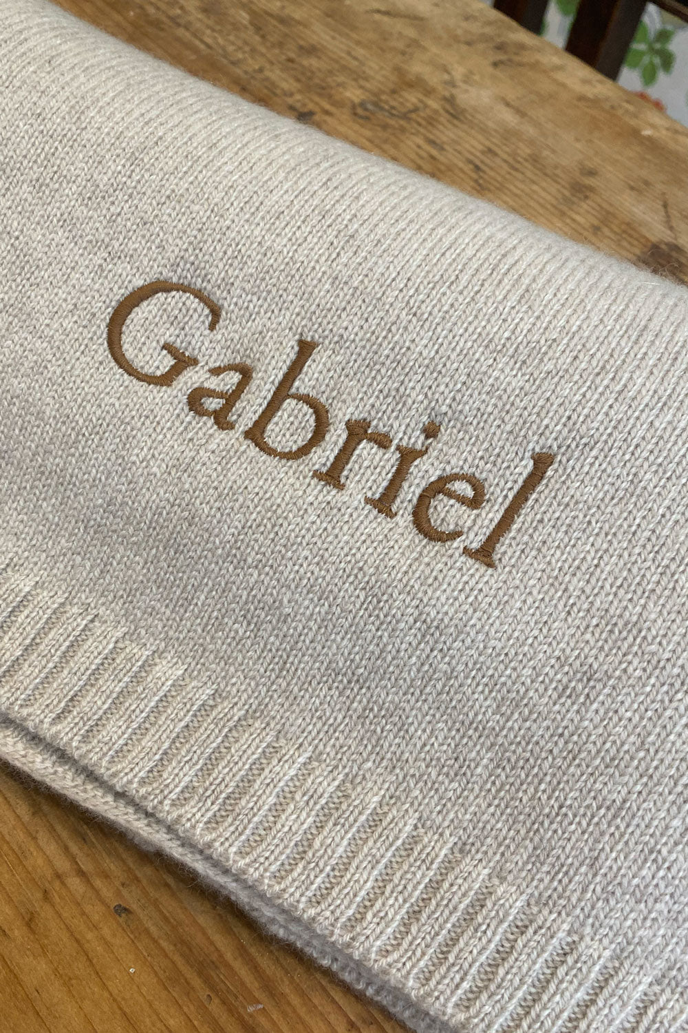 Cashmere embroidery  | Linnea Lund