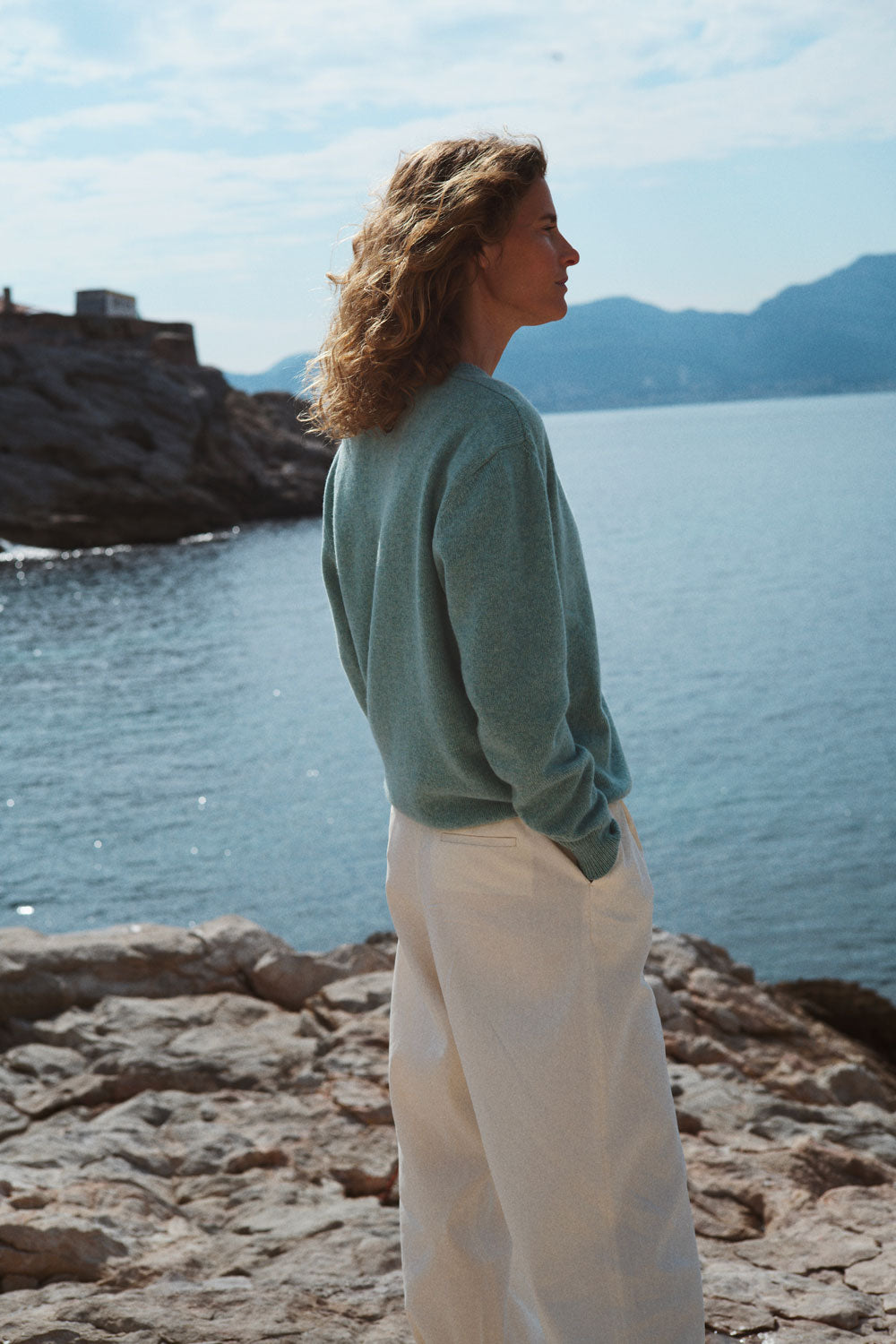 Deep V neck cashmere sweater aqua blue women | Cadaquès | Linnea Lund