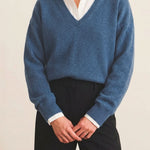 Deep V neck cashmere sweater denim blue women | Cadaques | Linnea Lund