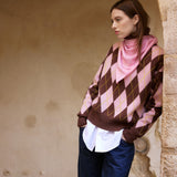 Pink triangle cashmere scarf - look | Liv | Linnea Lund