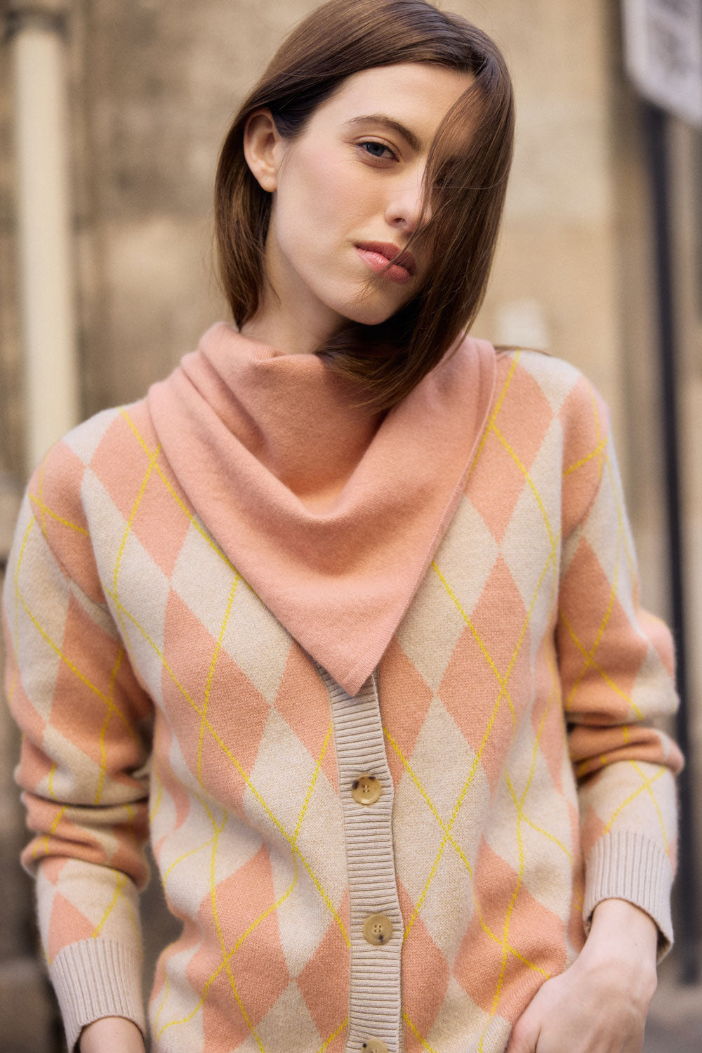 Rose gold triangle cashmere scarf | Liv | Linnea Lund