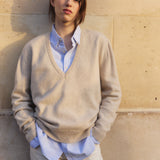 Beige deep v neck cashmere sweater for women | Cadaques | Linnea Lund