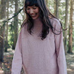 Textured pink turtleneck cashmere sweater | Charlotte | Linnea Lund