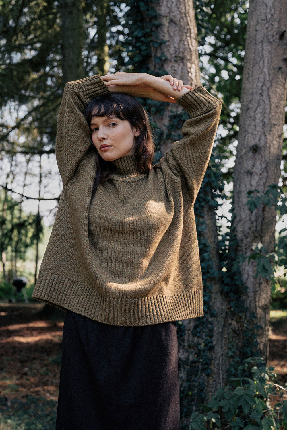 Ocher green women turtleneck cashmere sweater | Christina | Linnea Lund