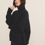 Navy blue cashmere sweater women - side view | Christina | Linnea Lund
