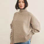 Greige cashmere sweater women - front view | Christina | Linnea Lund