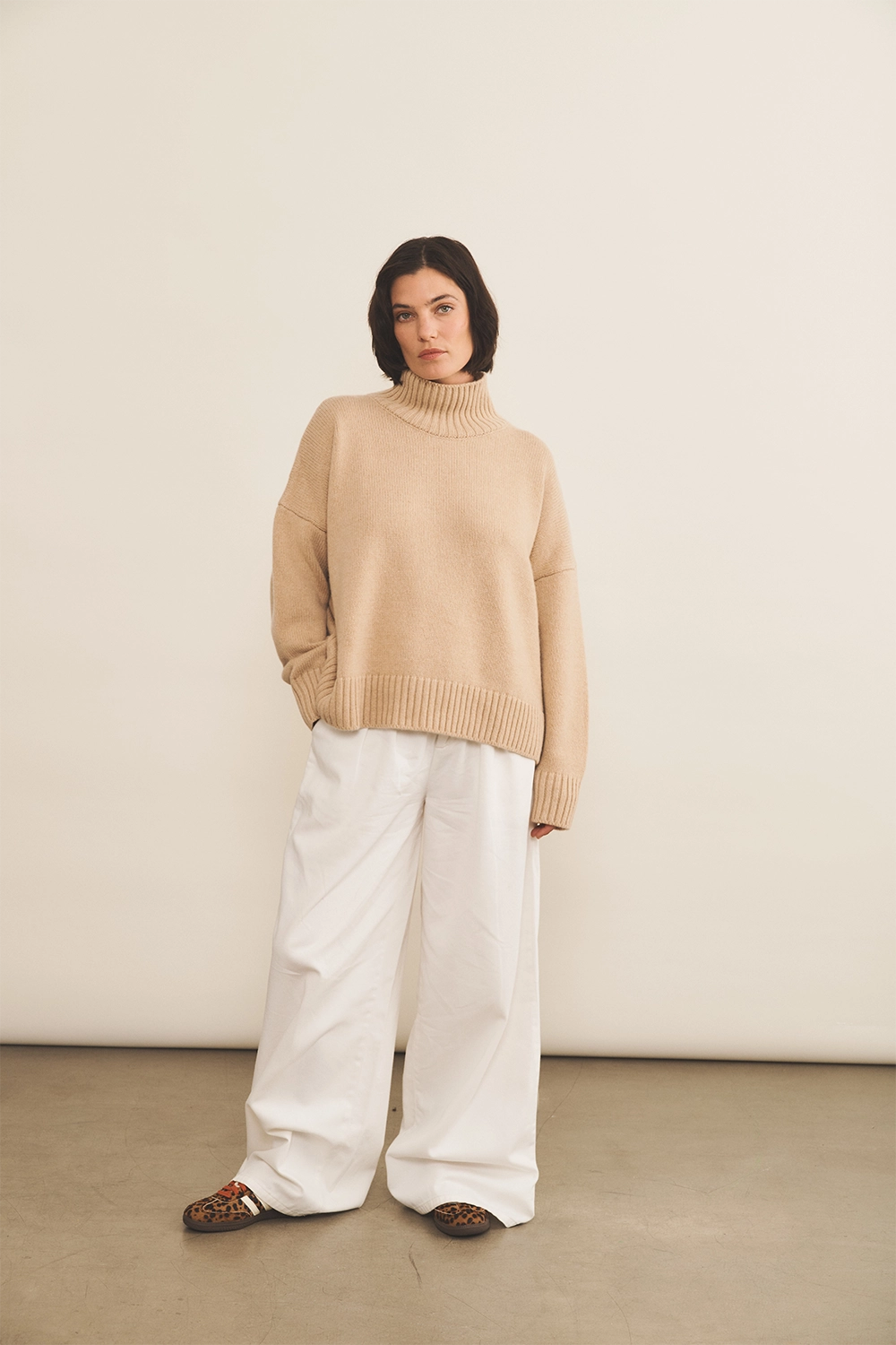 light camel color cashmere sweater women - look | Christina | Linnea Lund