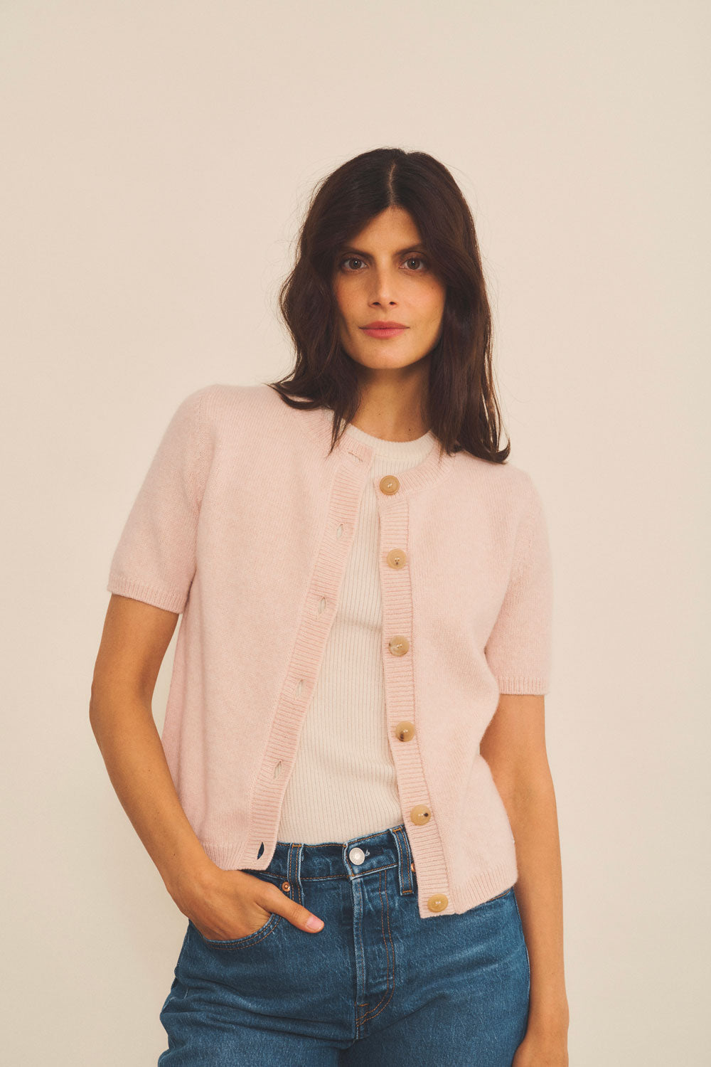 Cashmere short sleeves cardigan women light pink - front view | Clara | Linnea Lund