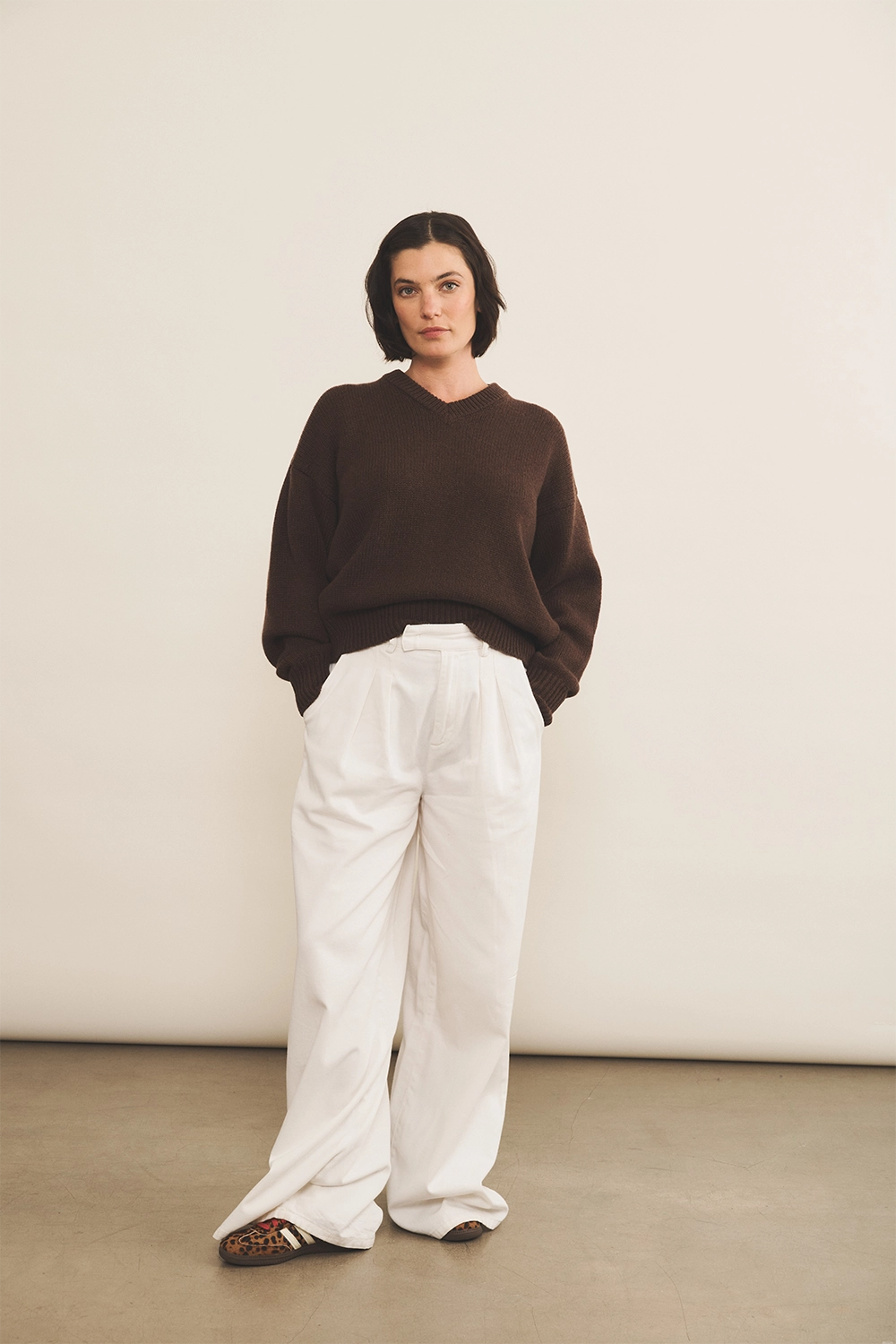 brown chocolate color cashmere sweater women - look | Emilie | Linnea Lund