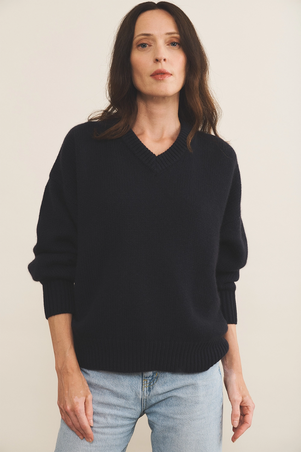 navy blue color cashmere sweater women - front view | Emilie | Linnea Lund