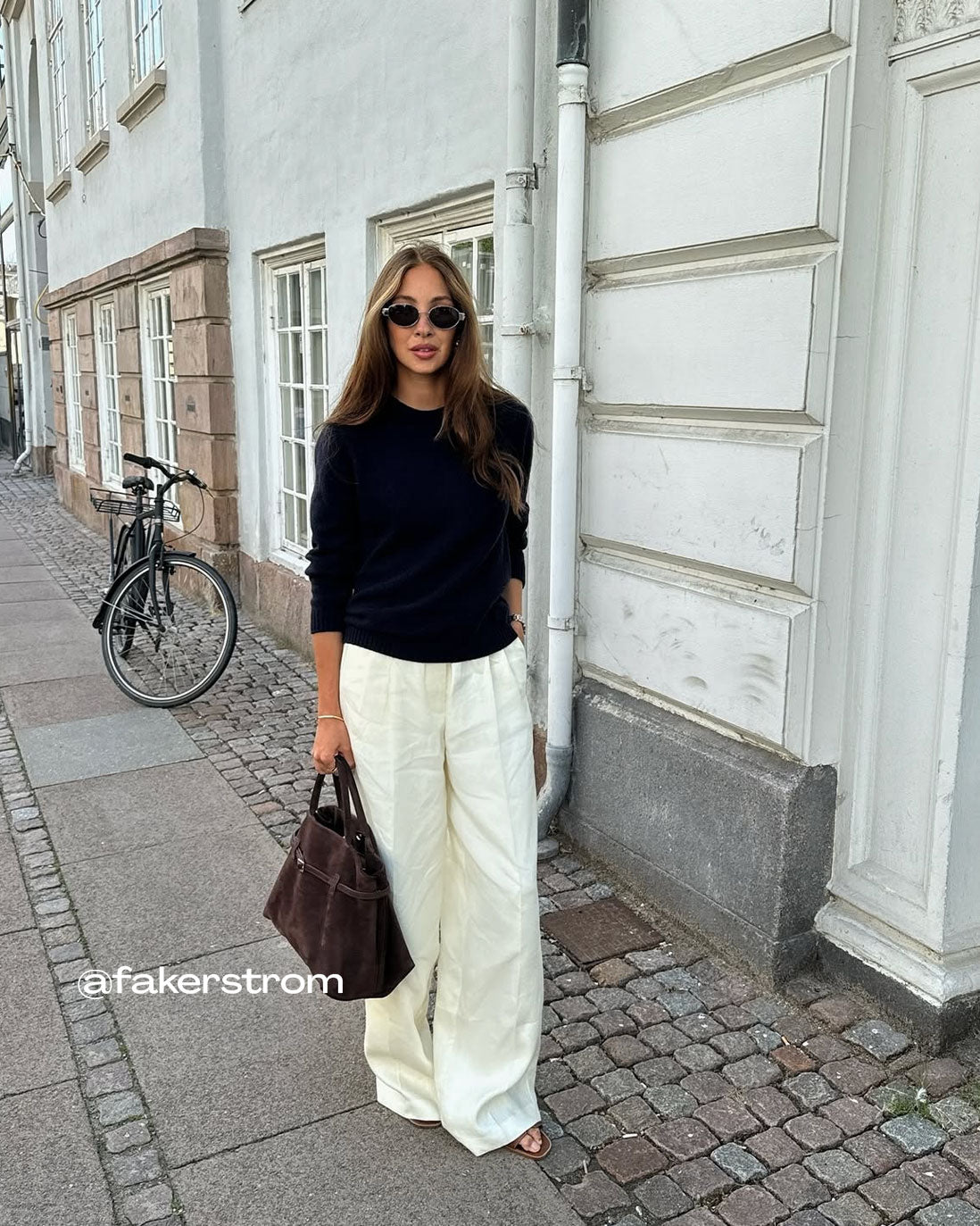 Felicia Akerstrom influencer "fakerstrom" wearing the Linnea Lund cashmere sweater Mimmi