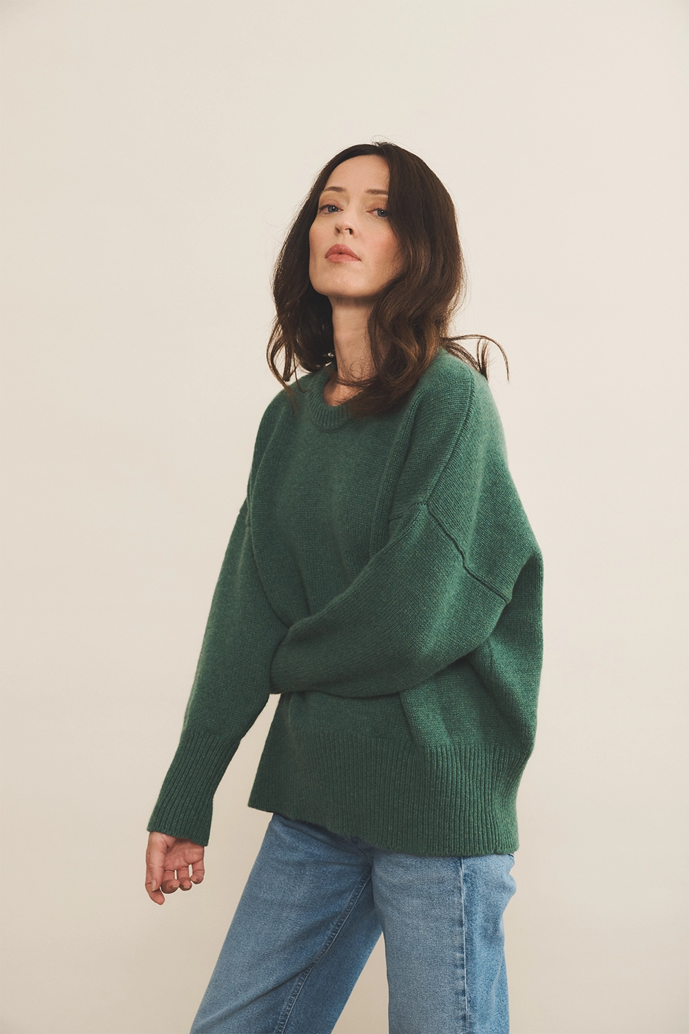 Green cashmere sweater women - front view | Francesca | Linnea Lund