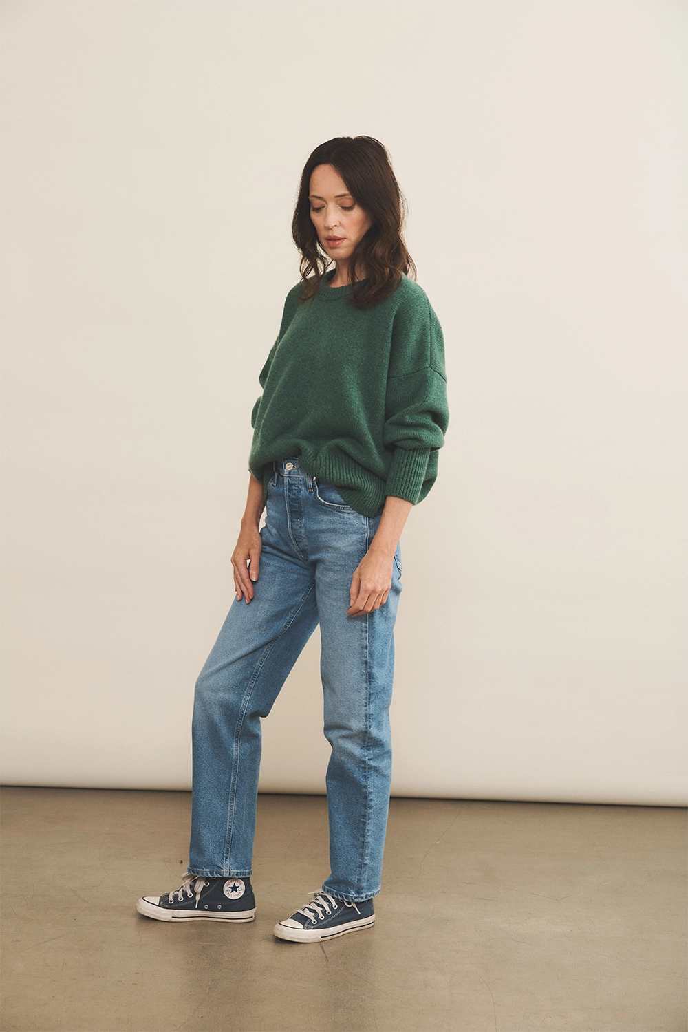Green cashmere sweater women - side view | Francesca | Linnea Lund