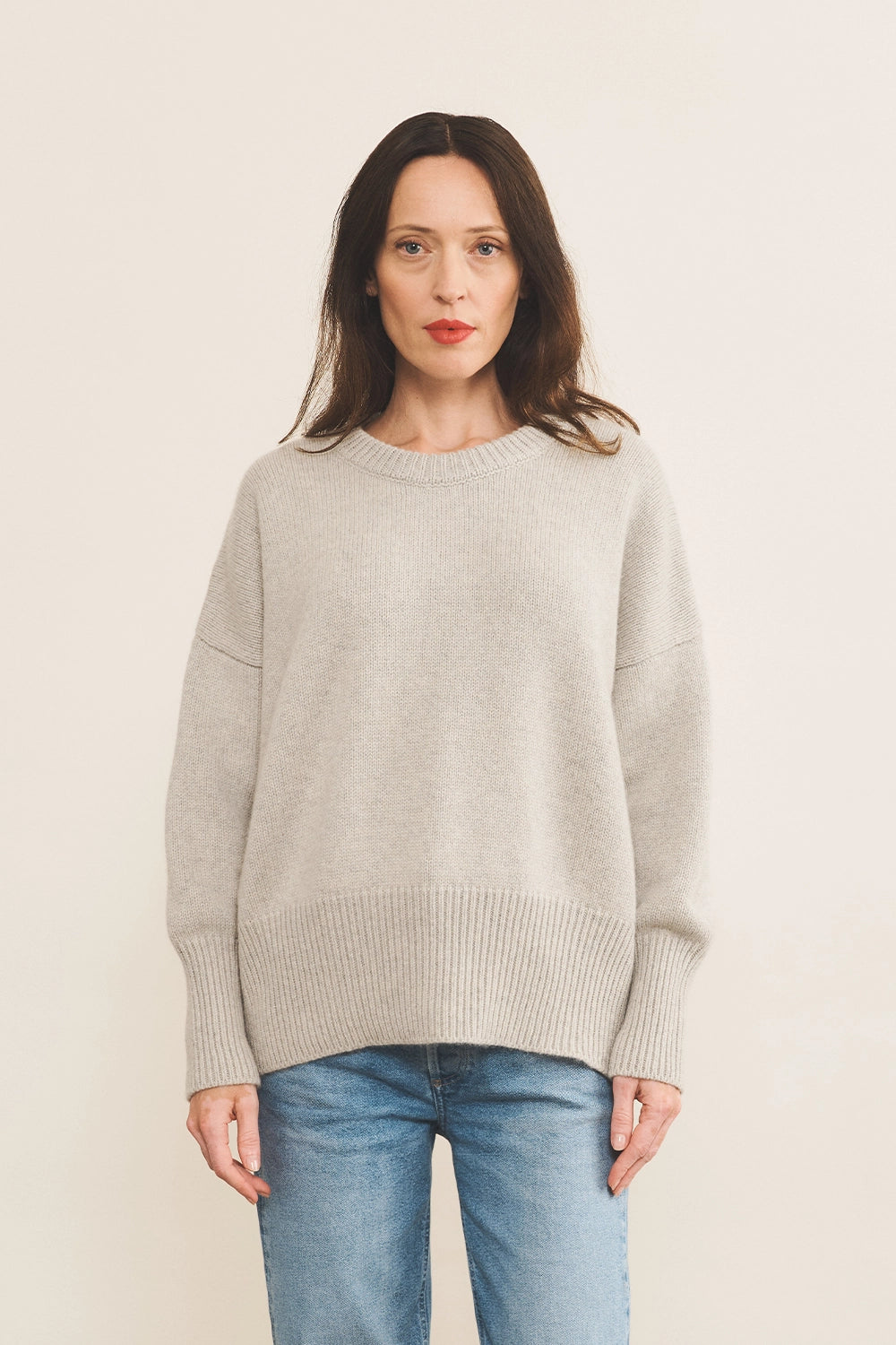light grey cashmere sweater women - front view | Francesca | Linnea Lund