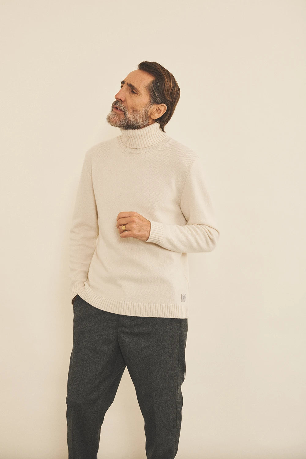 White men cashmere sweater - front view | François | Linnea Lund