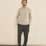 light grey cashmere sweater men - look | François | Linnea Lund
