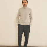 light grey cashmere sweater men - look | François | Linnea Lund