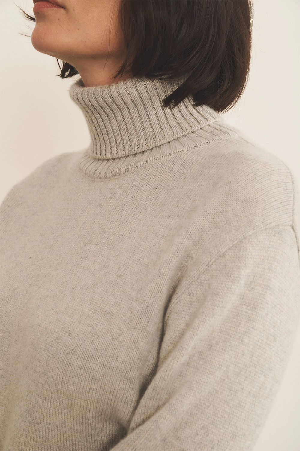 light grey cashmere sweater women - focus | François | Linnea Lund