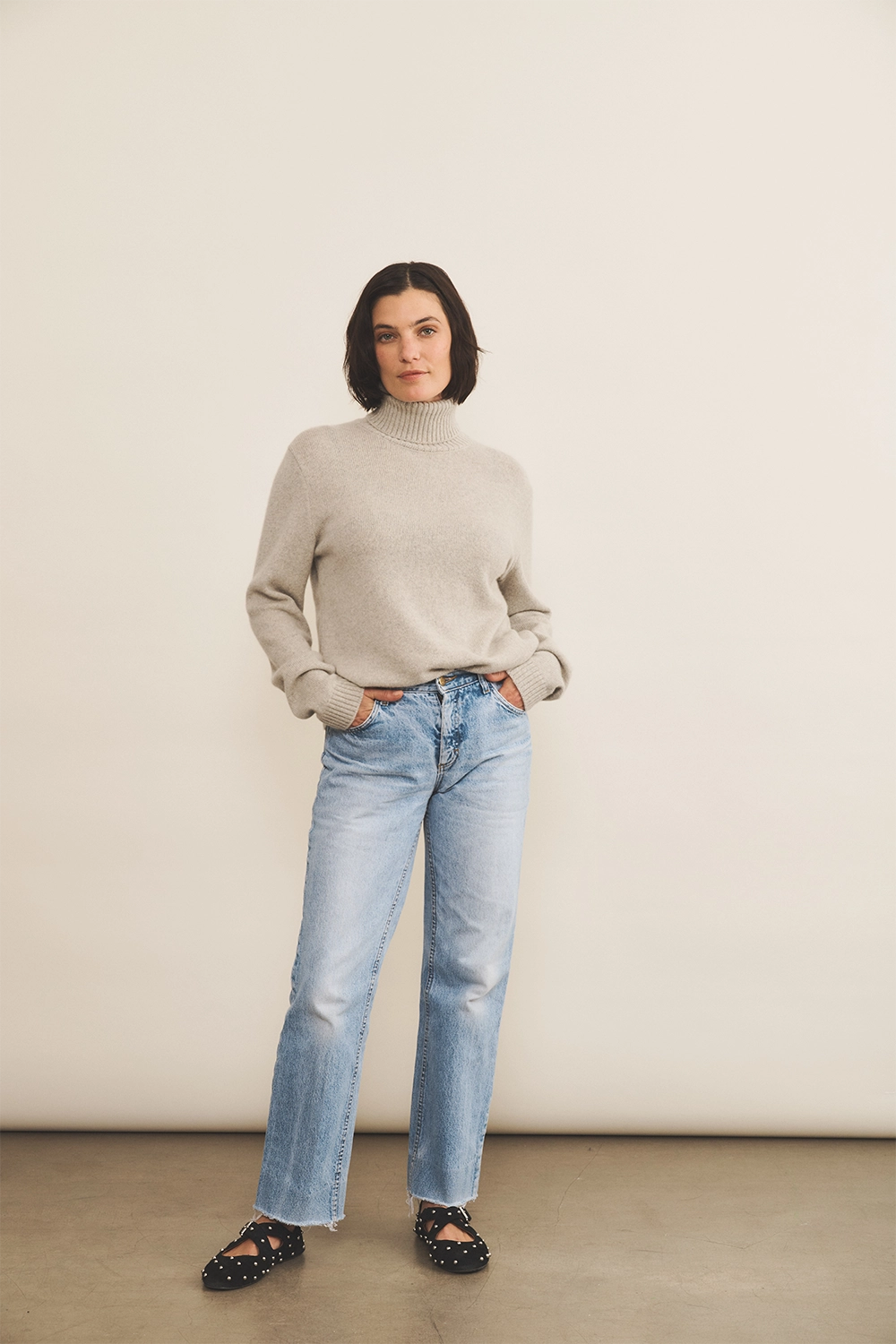light grey cashmere sweater women - look | François | Linnea Lund
