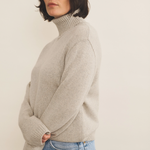 light grey cashmere sweater women - side view | François | Linnea Lund