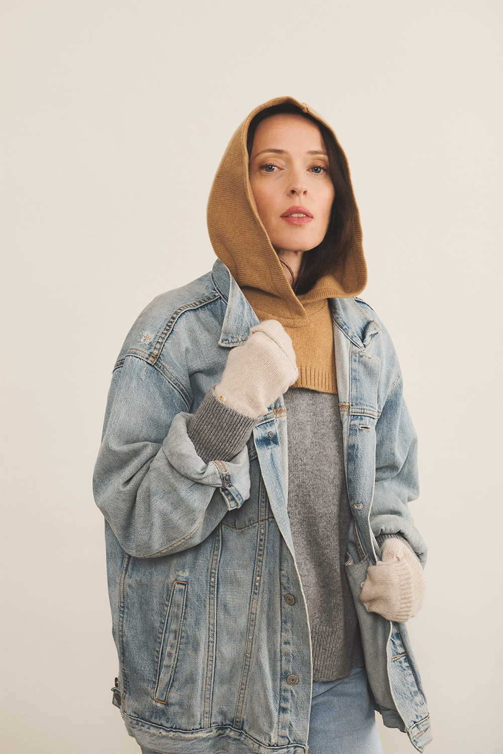 brown macchiato hooded cashmere collar  women - look | Gilles | Linnea Lund