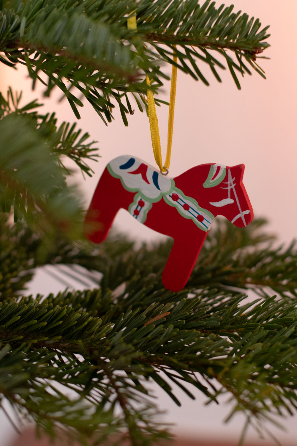 Hand-painted Wooden Christmas Tree Pendant – Dala Horse | Linnea Lund
