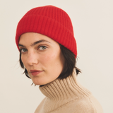 flash red beanie cashmere women - side view | Harry | Linnea Lund