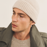 beige beanie cashmere men - side view | Harry | Linnea Lund