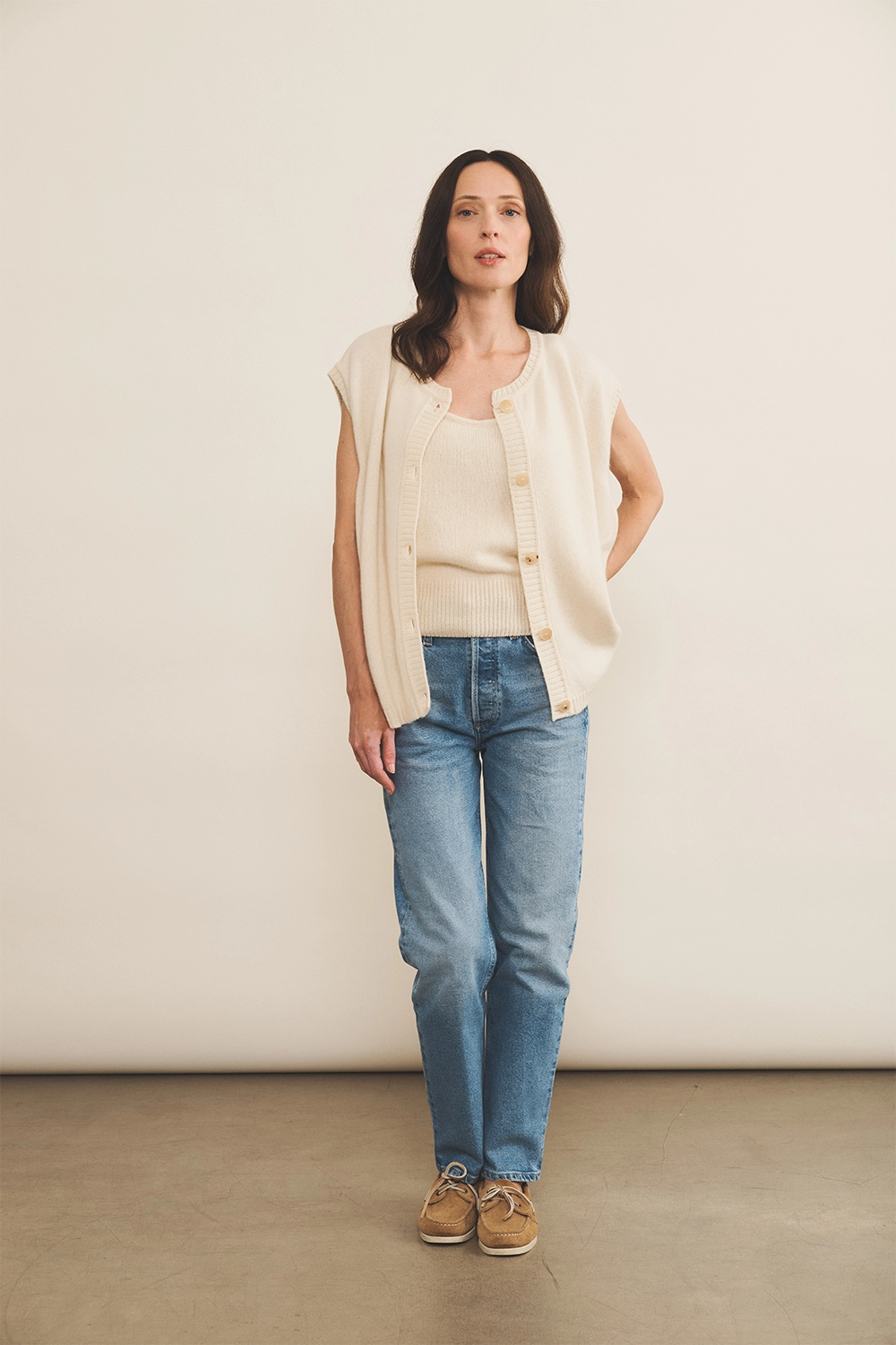 white cashmere cardigan women - look | Hugo | Linnea Lund