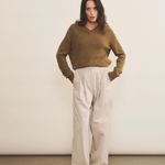 green ochre color cashmere sweater women - look | Jack | Linnea Lund