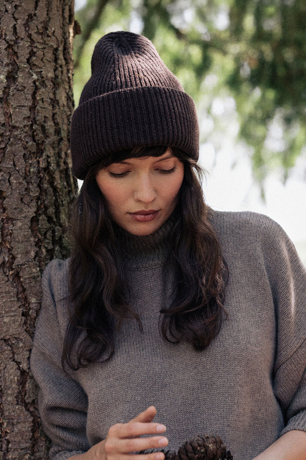 Dark brown cashmere beanie | Jackie | Linnea Lund
