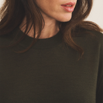 kaki cashmere tee shirt women - focus | Julien | Linnea Lund
