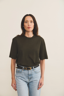 kaki cashmere tee shirt women - front view | Julien | Linnea Lund