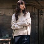 Beige oversized cashmere sweater for women | Kajsa | Linnea Lund