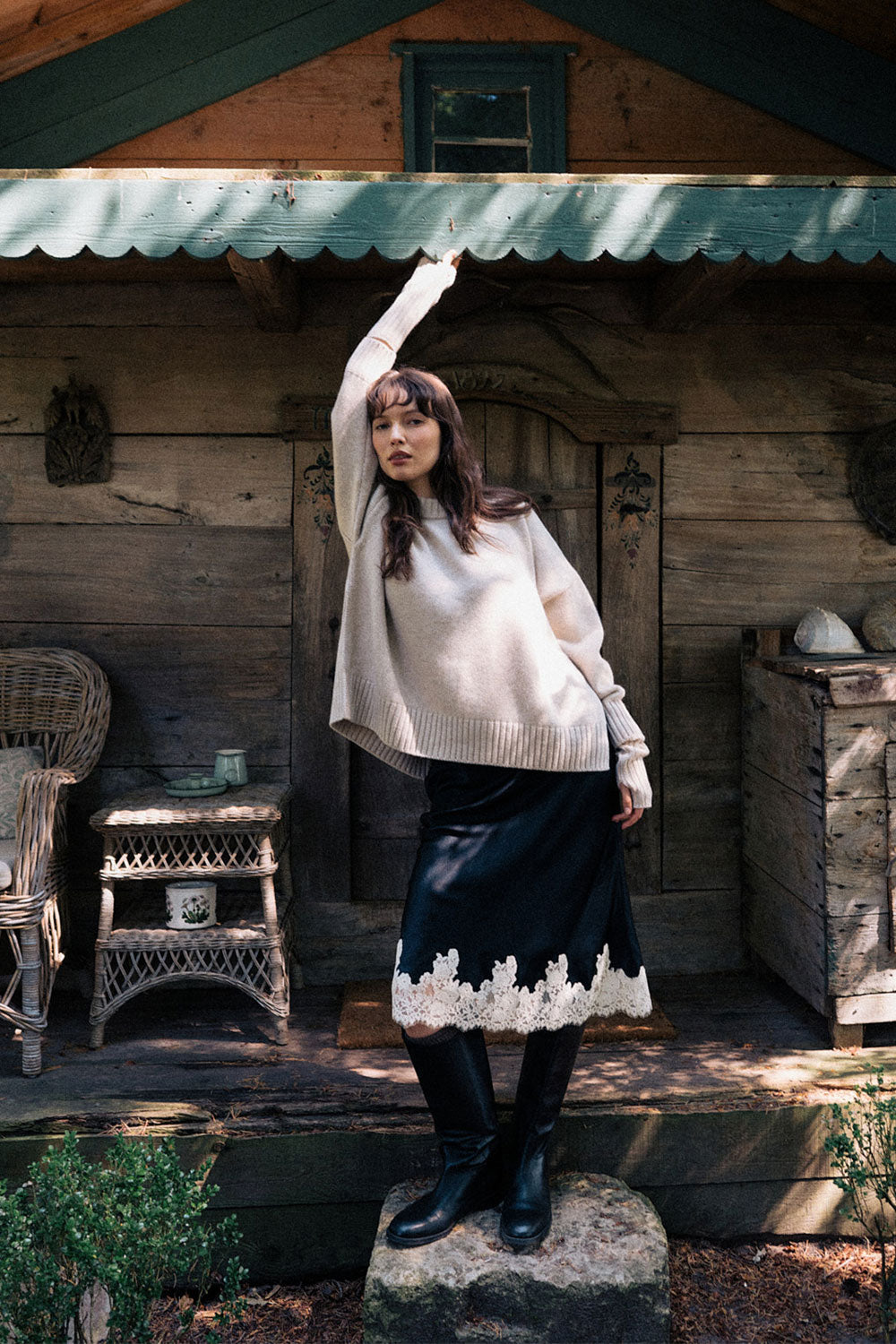 Beige oversized cashmere sweater for women | Kajsa | Linnea Lund