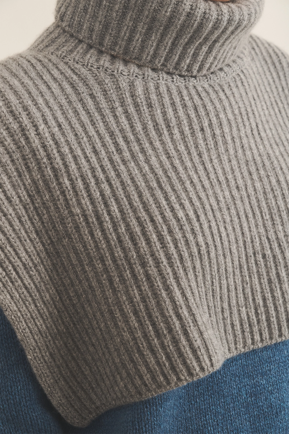Grey cashmere collar women - focus | Kate | Linnea Lund